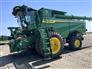 John Deere 2025 S7 700 Combines