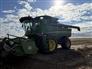 John Deere 2014 S670 Combines