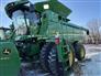 John Deere 2014 S680 Combines