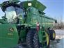 John Deere 2014 S680 Combines