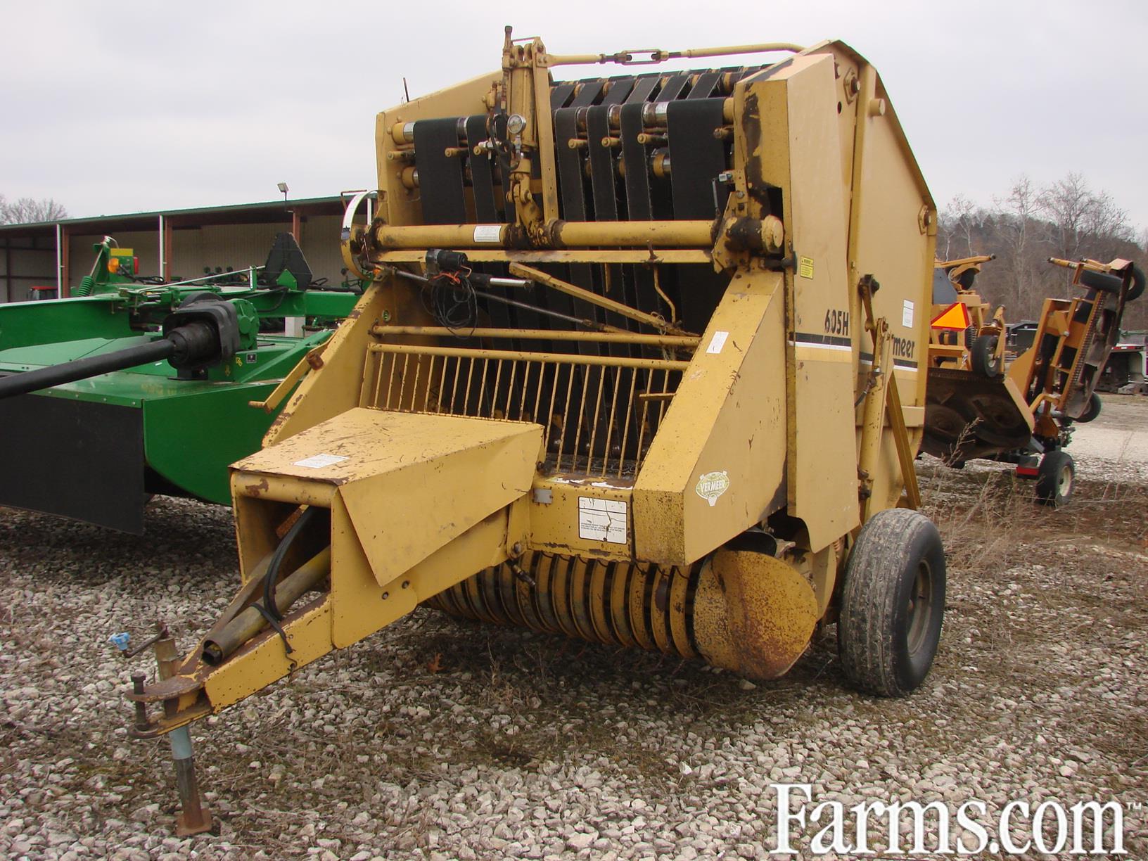 1983 Vermeer 605H Round Baler for Sale