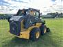 John Deere 2026 334 P Skid Steers