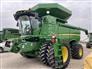 John Deere 2014 S680 Combines