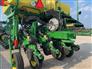 John Deere 2022 1775NT Planters