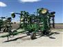John Deere 2013 2210 Field Cultivators
