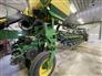John Deere 2025 1775NT Planters