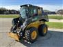 John Deere 2023 330G Skid Steers