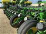 John Deere 2005 1770NT CCS Planters