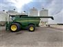 John Deere 2014 S680 Combines