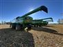 John Deere 2022 S790 Combines