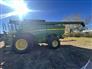 John Deere 2022 S790 Combines