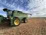 John Deere 2022 S770 Combines