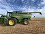 John Deere 2022 S770 Combines