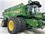 John Deere 2024 X9 1000 Combines