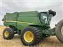 John Deere 2016 S690 Combines