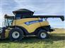 New Holland 2013 CR7090 Combines