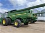 John Deere 2016 S690 Combines
