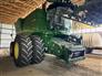 John Deere 2022 S780 Combines