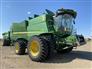 John Deere 2016 S680 Combines