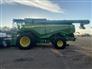 John Deere 2022 X9 1100 Combines