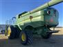 John Deere 2015 S680 Combines