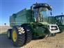 John Deere 2015 S680 Combines