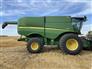 John Deere 2013 S690 Combines