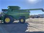 John Deere 2015 S680 Combines