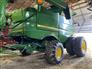 John Deere 2015 S680 Combines