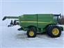John Deere 2012 S680 Combines