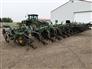 John Deere 2014 1870 Air Seeders / Air Carts
