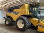 New Holland 2019 CR10.90 Combines