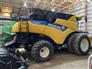 New Holland 2019 CR10.90 Combines