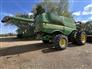 John Deere 2012 S680 Combines