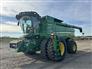 John Deere 2022 S780 Combines