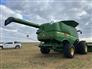 John Deere 2013 S690 Combines