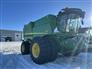 John Deere 2017 S680 Combines