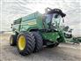 John Deere 2023 X9 1000 Combines