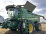 John Deere 2015 S680 Combines