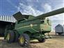 John Deere 2015 S680 Combines