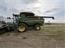 John Deere 2012 S670 Combines