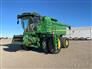 John Deere 2015 S680 Combines
