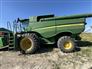John Deere 2012 S680 Combines