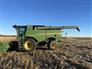 John Deere 2015 S670 Combines