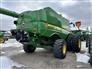 John Deere 2015 S680 Combines