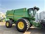 John Deere 2016 S690 Combines