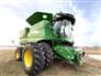 John Deere 2017 S680 Combines