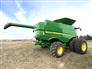 John Deere 2017 S680 Combines