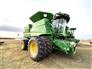 John Deere 2017 S680 Combines