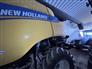 New Holland 2012 CR8090 Combines